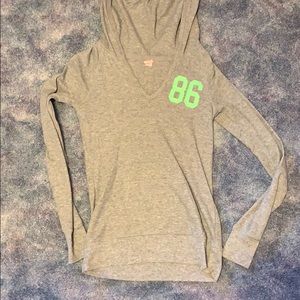 Vs PINK pull over